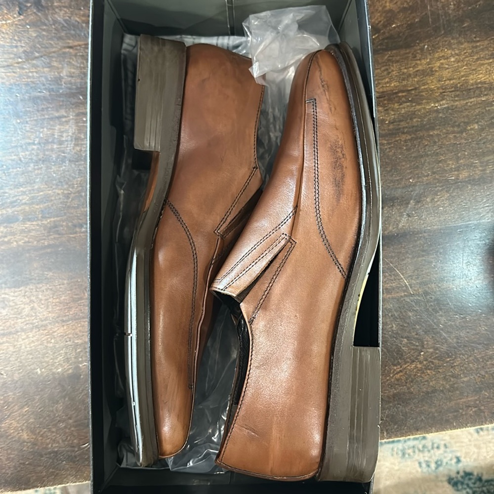 Mens Hendrick slip on.